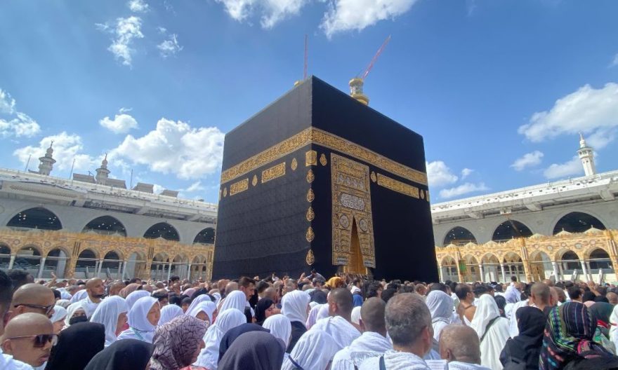 Hal yang Perlu Disiapkan Saat Daftar Umroh di Alhijaz Indowisata